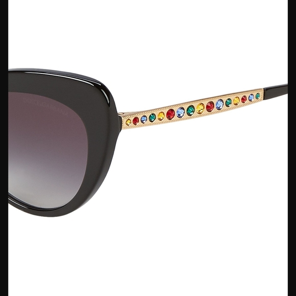Dolce and Gabanna Sunglasses - Picture 2 of 4